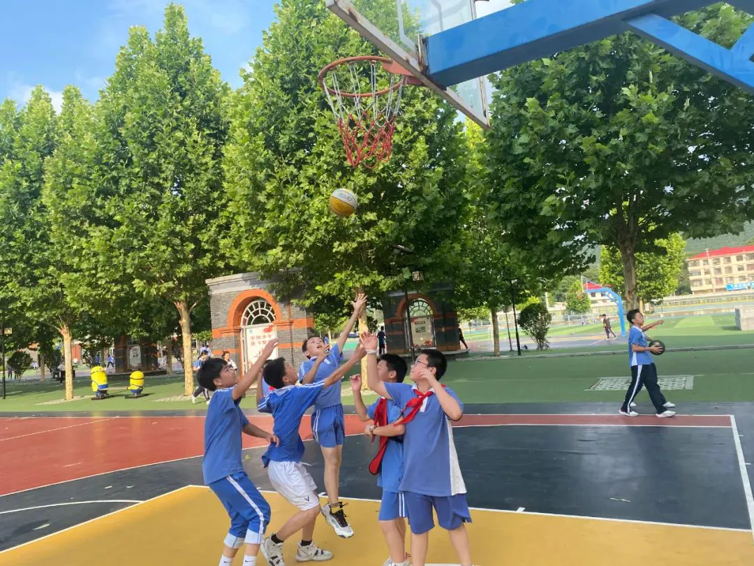 如何通过篮球表演赛制定有效的训练计划_2
